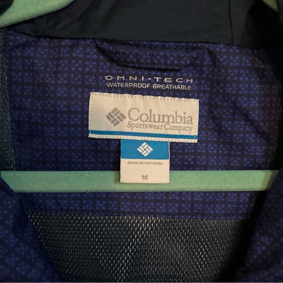 Columbia Blue & Black Print Full Zip Hooded Omnitech Jacket Mid-Length Medium. - Picture 3 of 9